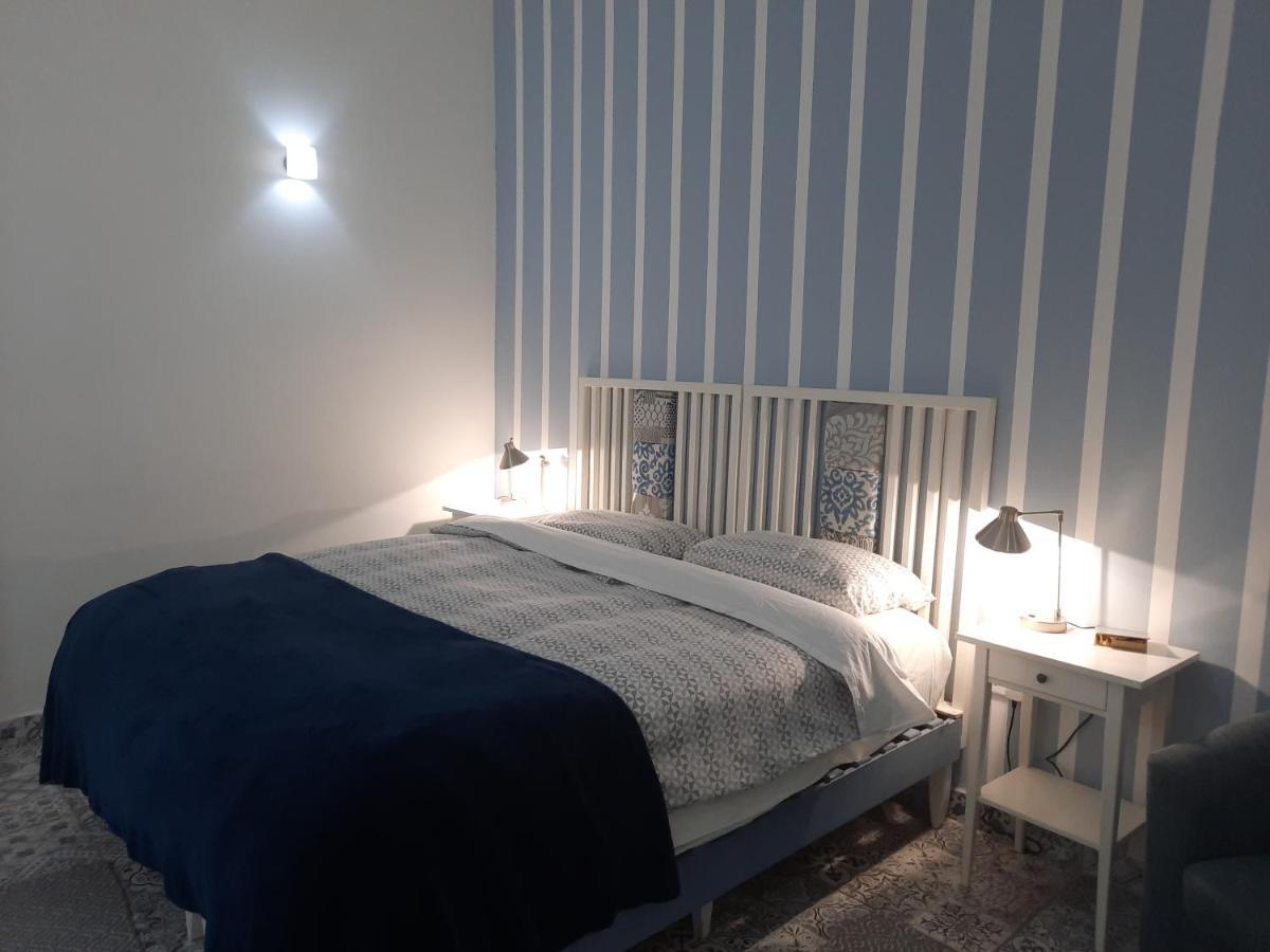 Door Eight Apartment อิล-เฟอร์ยานา ภายนอก รูปภาพ