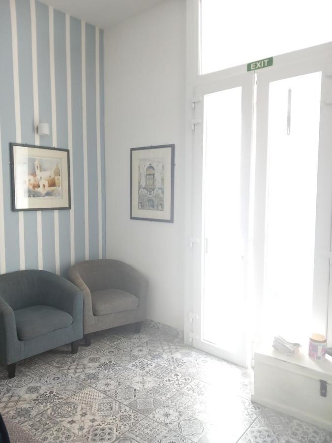 Door Eight Apartment อิล-เฟอร์ยานา ภายนอก รูปภาพ